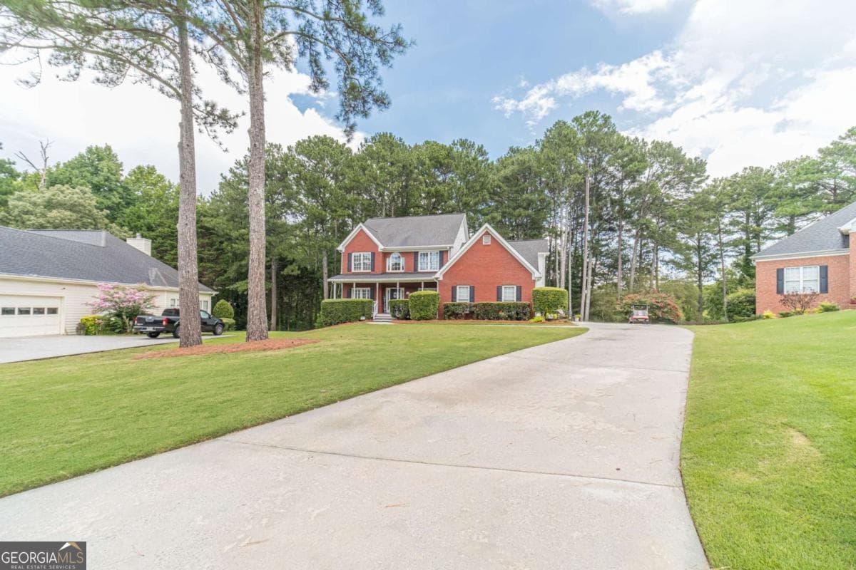 4 bedroom, 2.5 bathroom, 2,666 sq ft single family residence for sale at 2190 Rosie Lane, Snellville, GA 30078 — photo 3
