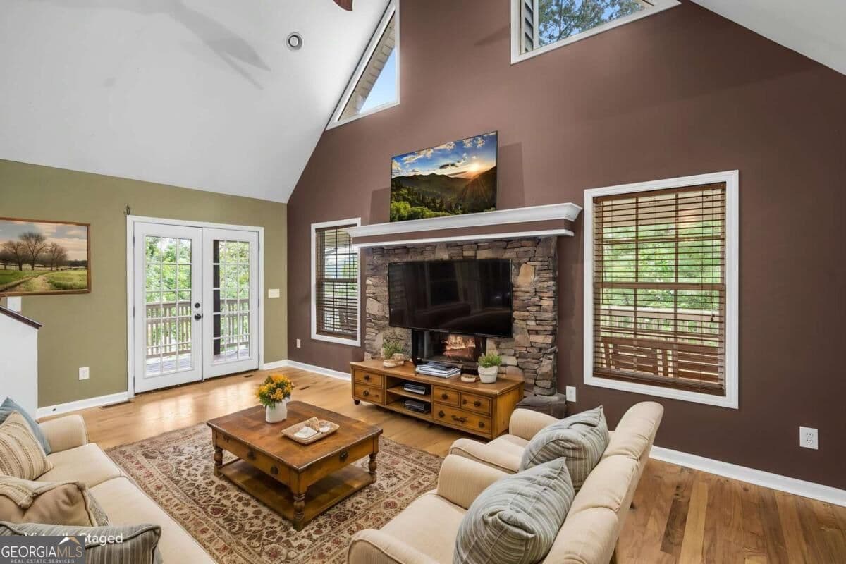 3 bedroom, 2 bathroom, 1,960 sq ft single family residence for sale at 2103 Pooh Corner, Hiawassee, GA 30546 — photo 5