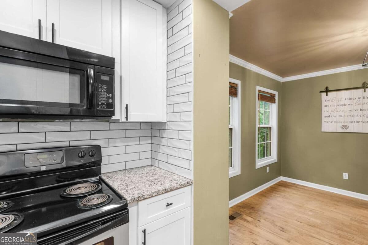 3 bedroom, 2 bathroom, 1,960 sq ft single family residence for sale at 2103 Pooh Corner, Hiawassee, GA 30546 — photo 9
