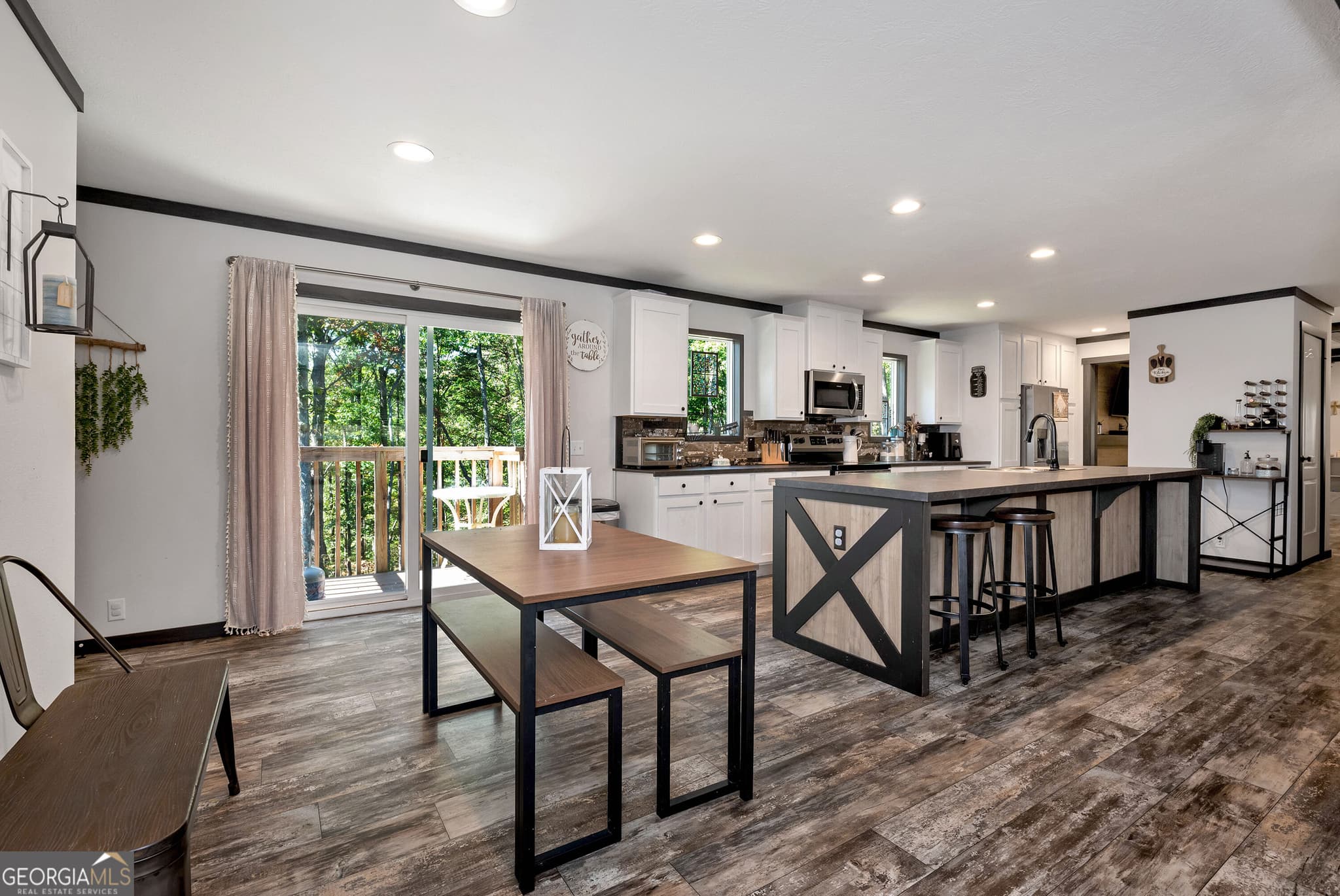 4 bedroom, 3 bathroom, 2,016 sq ft manufactured home,single family residence for sale at 215 Mountain View Road, Dawsonville, GA 30534 — photo 7
