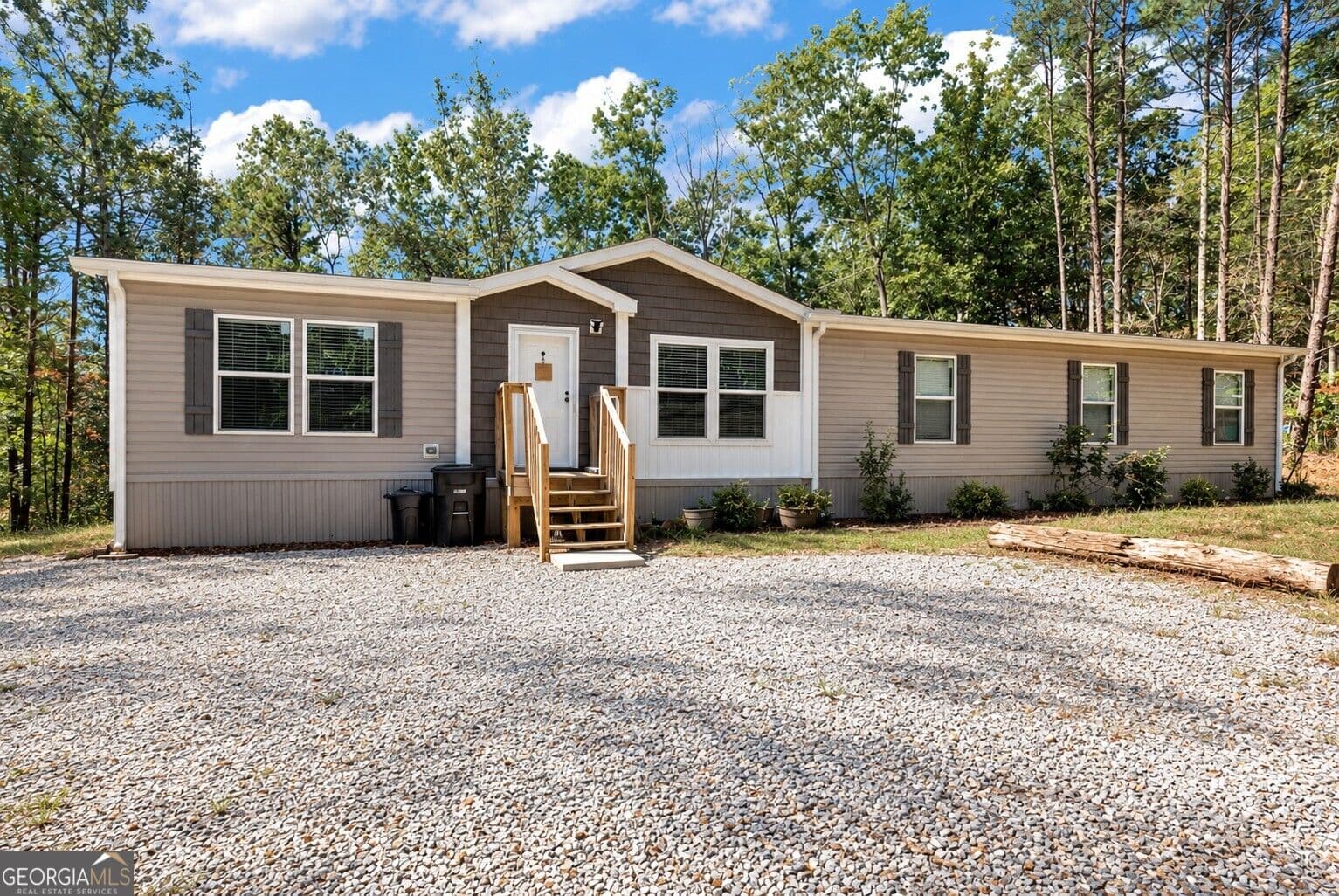 4 bedroom, 3 bathroom, 2,016 sq ft manufactured home,single family residence for sale at 215 Mountain View Road, Dawsonville, GA 30534