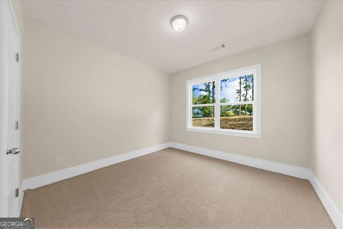 4 bedroom, 3 bathroom single family residence for sale at 5582 Overview Drive, Flowery Branch, GA 30542 — photo 7