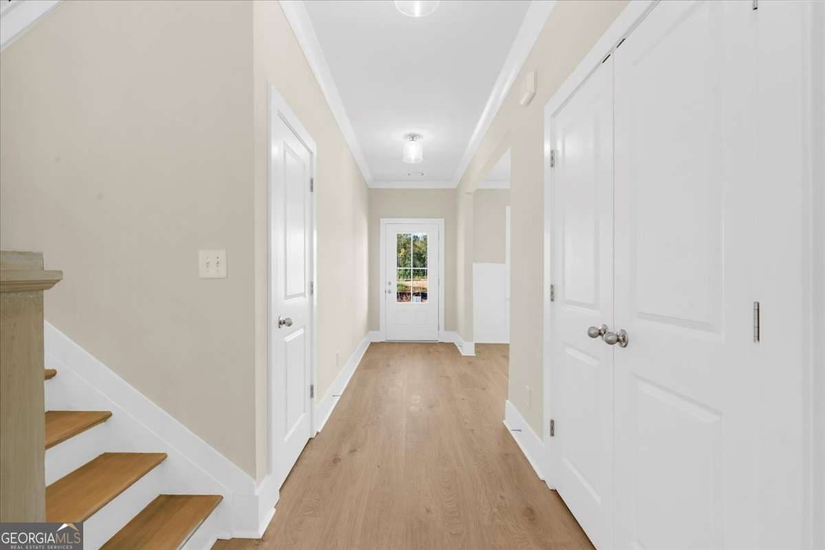 4 bedroom, 3 bathroom single family residence for sale at 5582 Overview Drive, Flowery Branch, GA 30542 — photo 10