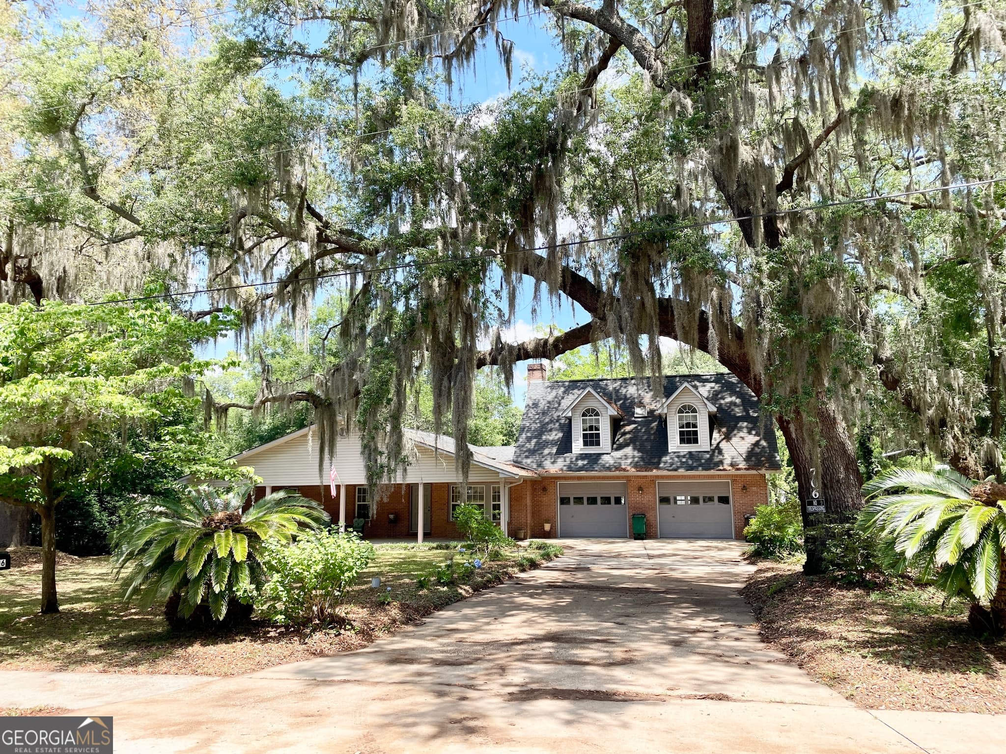 4 bedroom, 3 bathroom, 2,893 sq ft single family residence sold at 706 W Conyers Street, St. Marys, GA 31558
