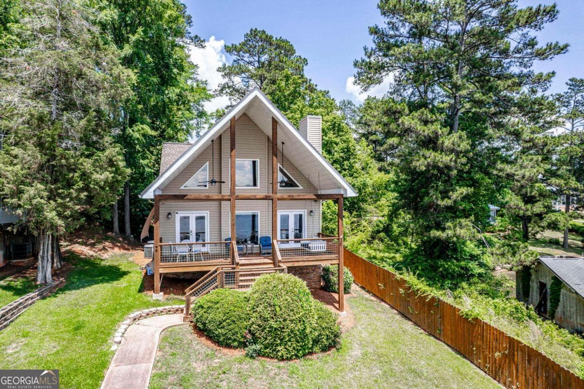 3 bedroom, 2.5 bathroom, 2,100 sq ft single family residence sold at 172 Mays Road, Milledgeville, GA 31061