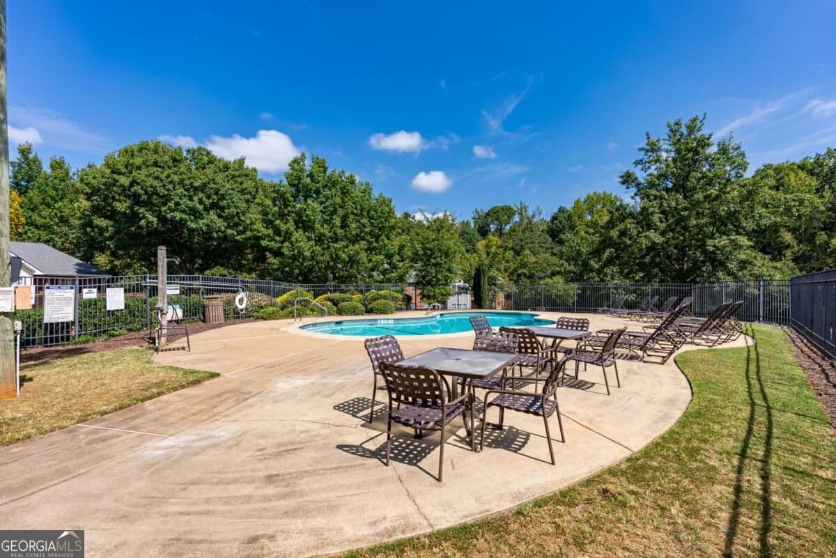 2 bedroom, 2 bathroom, 1,368 sq ft conversion for sale at 345 Research Drive 91, Athens, GA 30605 — photo 6