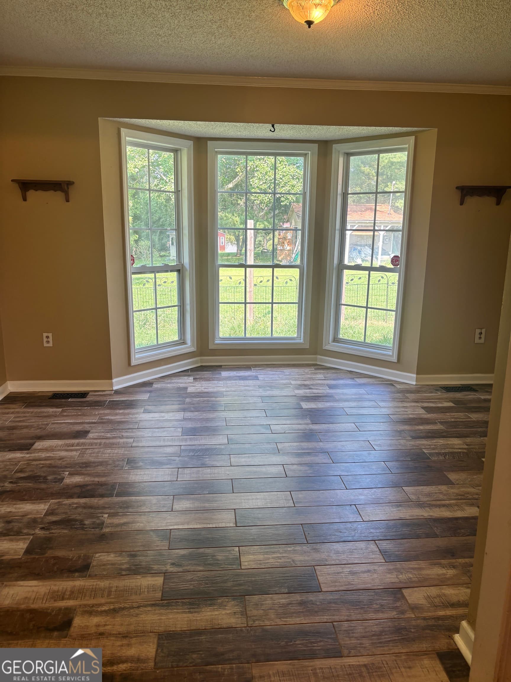 3 bedroom, 2 bathroom, 2,125 sq ft single family residence for sale at 424 Rehoboth Road, Bowman, GA 30624 — photo 9