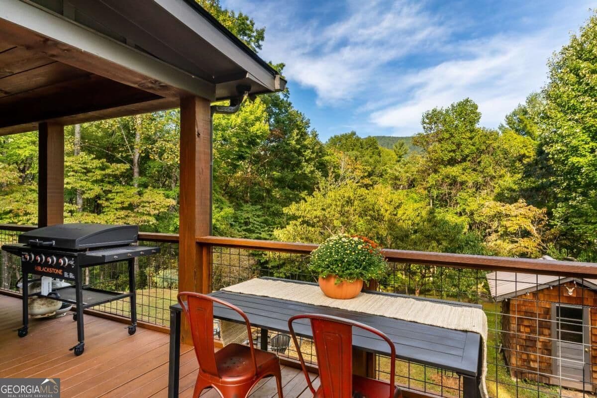 2 bedroom, 1,536 sq ft cabin,single family residence for sale at 887 Whitecliff Drive, Ellijay, GA 30540 — photo 8