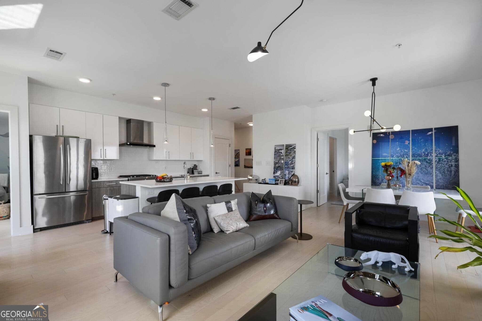 2 bedroom, 2 bathroom, 1,389 sq ft condominium for sale at 775 Juniper Street 602, Atlanta, GA 30308 — photo 9