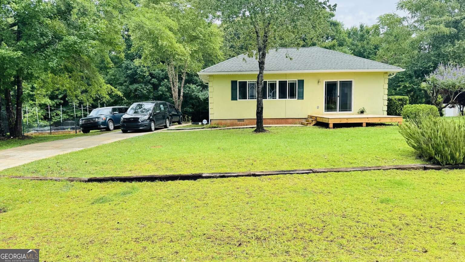 3 bedroom, 2 bathroom, 1,782 sq ft single family residence for sale at 108 Wesley Lane, Eatonton, GA 31024 — photo 3