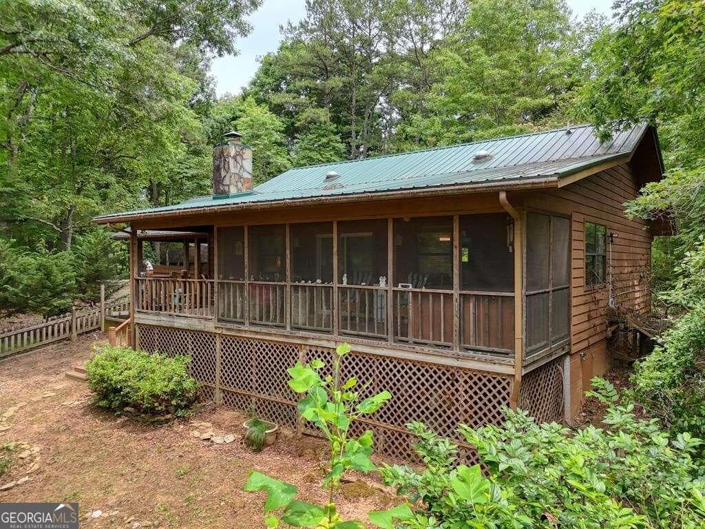 2 bedroom, 2 bathroom cabin,single family residence sold at 145 Piney Woods Way, Murphy, NC 28906