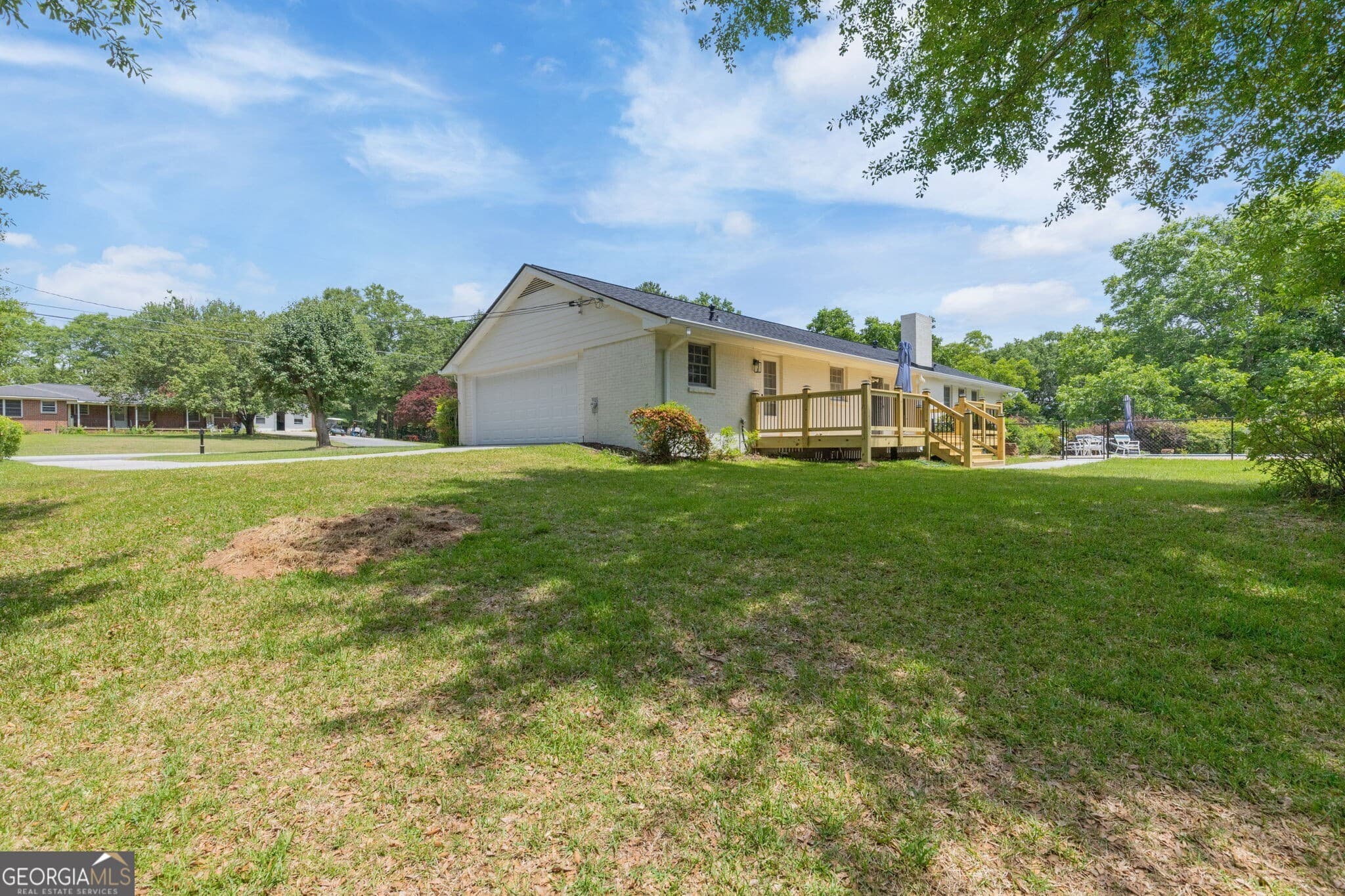 3 bedroom, 2 bathroom, 1,541 sq ft single family residence for sale at 256 Teresa Lane, Loganville, GA 30052 — photo 9