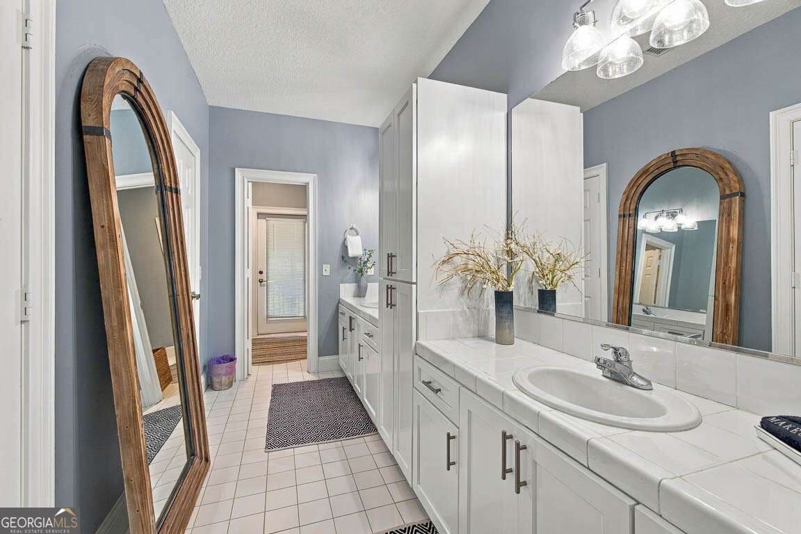 3 bedroom, 3.5 bathroom, 2,664 sq ft townhouse for sale at 317 Neptune Road, St. Simons, GA 31522 — photo 7