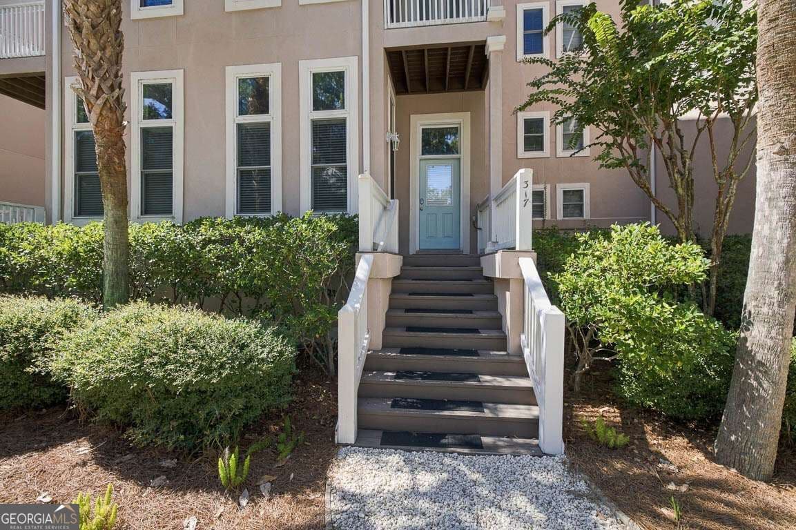 3 bedroom, 3.5 bathroom, 2,664 sq ft townhouse for sale at 317 Neptune Road, St. Simons, GA 31522 — photo 9