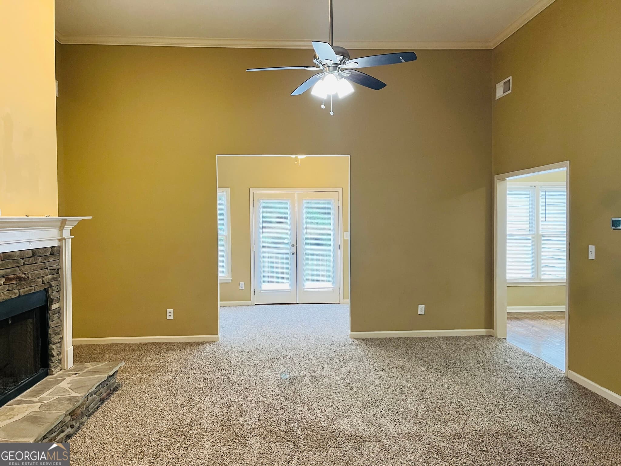 3 bedroom, 2 bathroom, 2,511 sq ft single family residence for rent at 70 Indian Bluff Drive, Sharpsburg, GA 30277 for $2,350 a month — photo 5