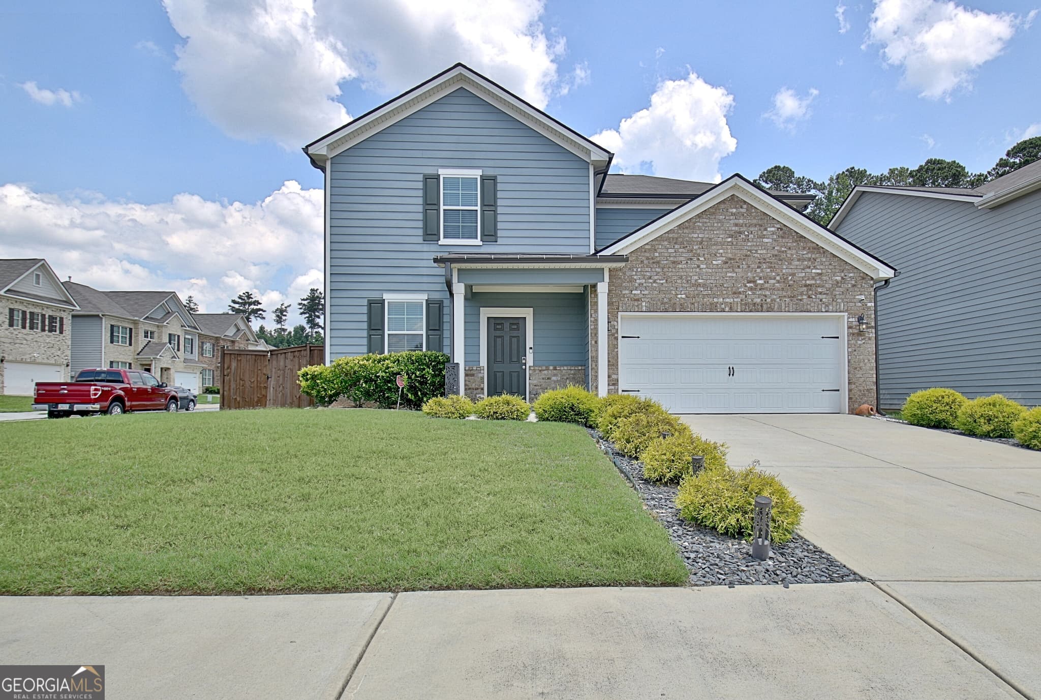 3 bedroom, 2.5 bathroom, 2,593 sq ft single family residence for rent at 8077 Rudder Circle, Fairburn, GA 30213 for $2,600 a month — photo 2