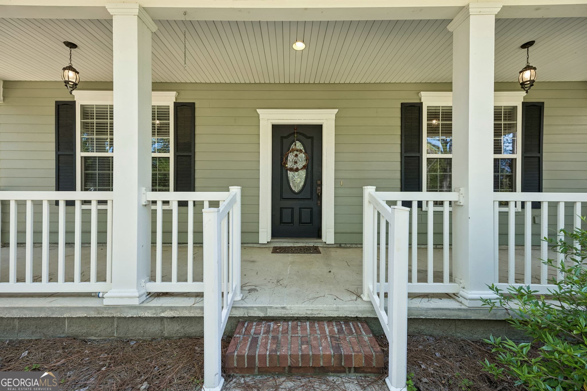 3 bedroom, 2 bathroom, 2,018 sq ft single family residence for sale at 311 Holly Haven Drive, Kingsland, GA 31548 — photo 2