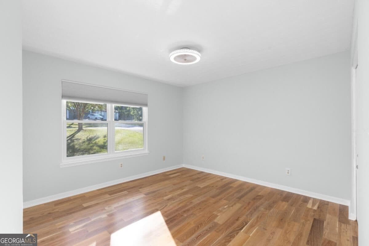 3 bedroom, 2 bathroom, 1,543 sq ft single family residence for sale at 2850 Skye Terrace, Duluth, GA 30096 — photo 7