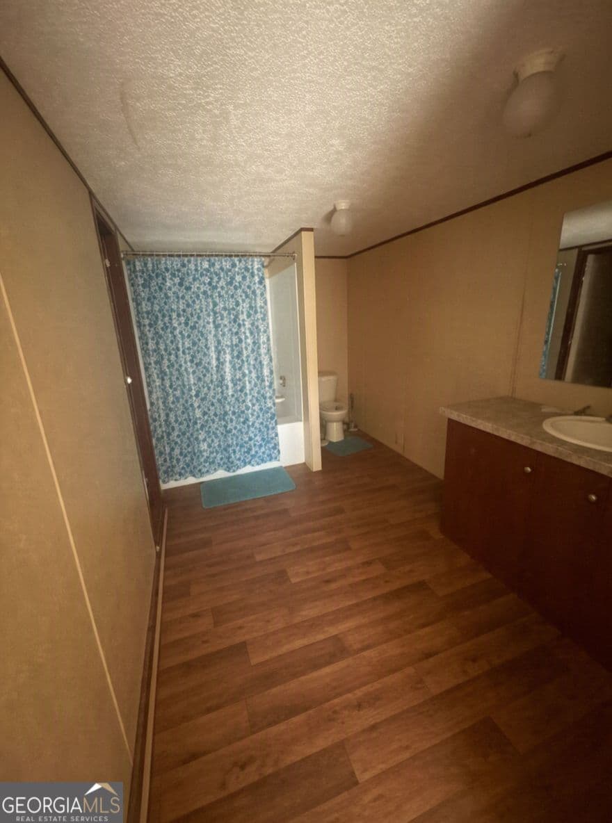 3 bedroom, 2 bathroom, 1,200 sq ft manufactured home,single family residence for sale at 35 Brent Circle, Cartersville, GA 30120 — photo 7