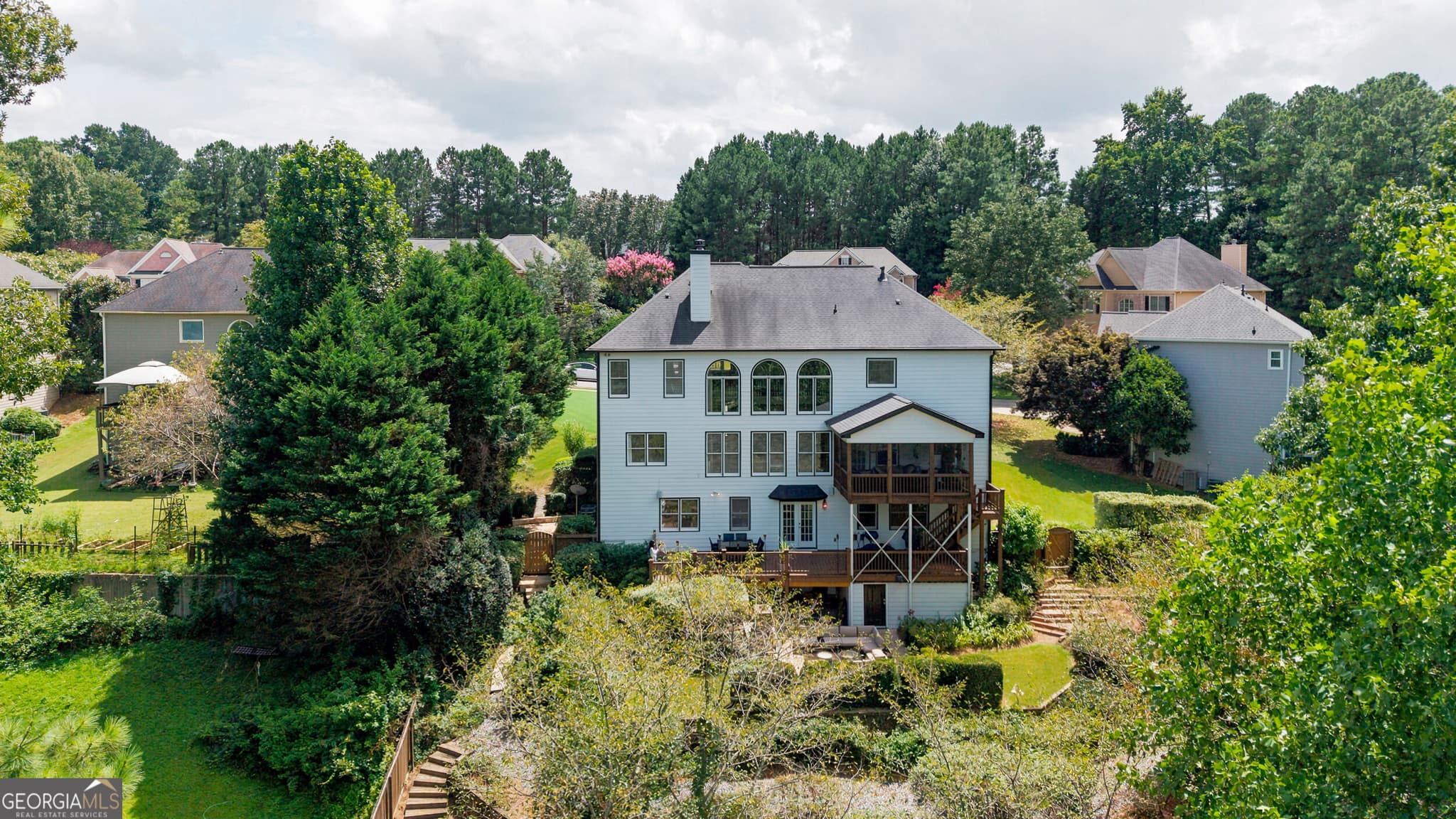 6 bedroom, 4 bathroom, 4,738 sq ft single family residence for sale at 5001 Preservation Pointe, Kennesaw, GA 30152 — photo 2