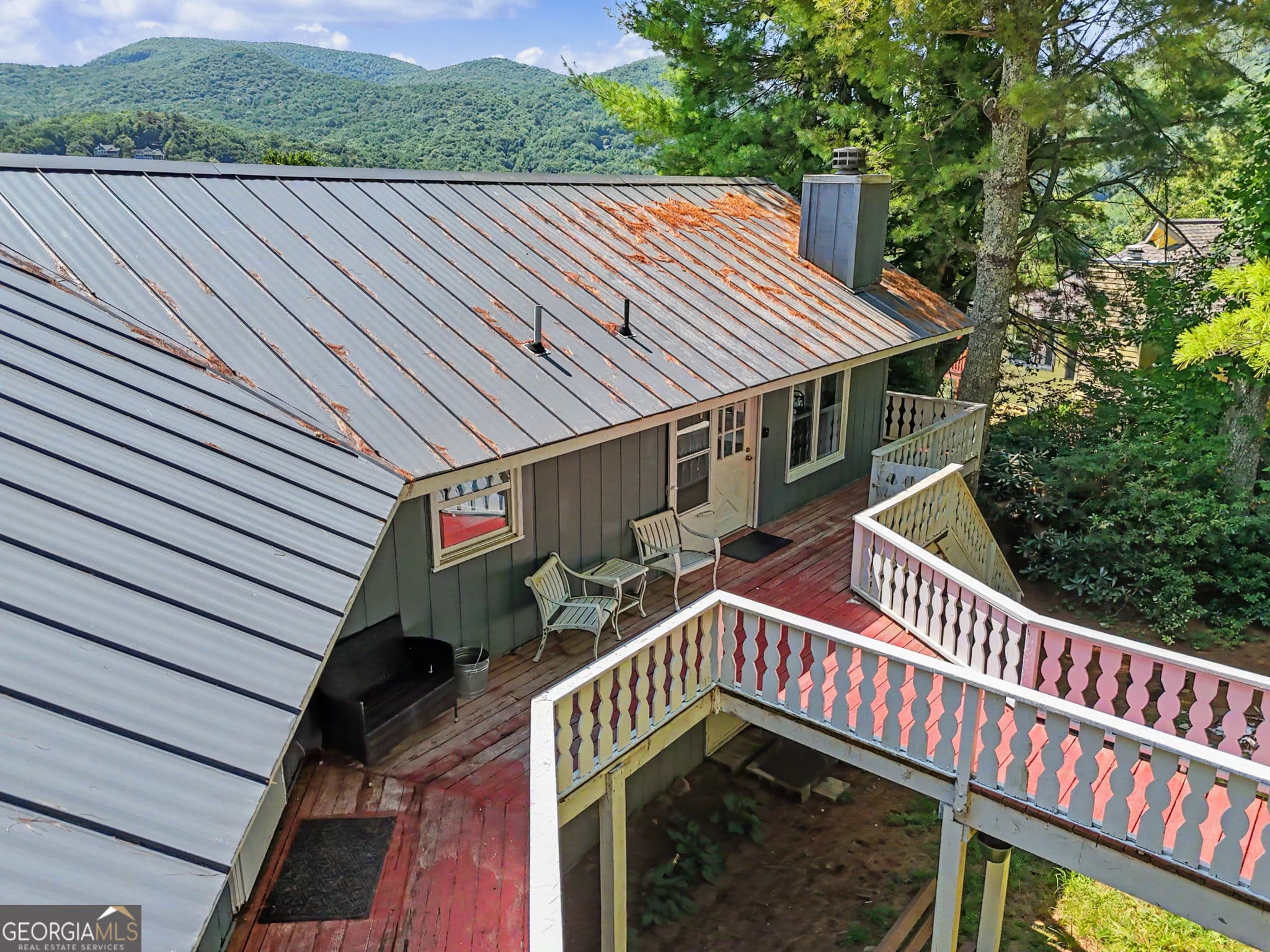 5 bedroom, 4 bathroom, 3,400 sq ft single family residence for sale at 48 Little Bear Trail, Sky Valley, GA 30537 — photo 6