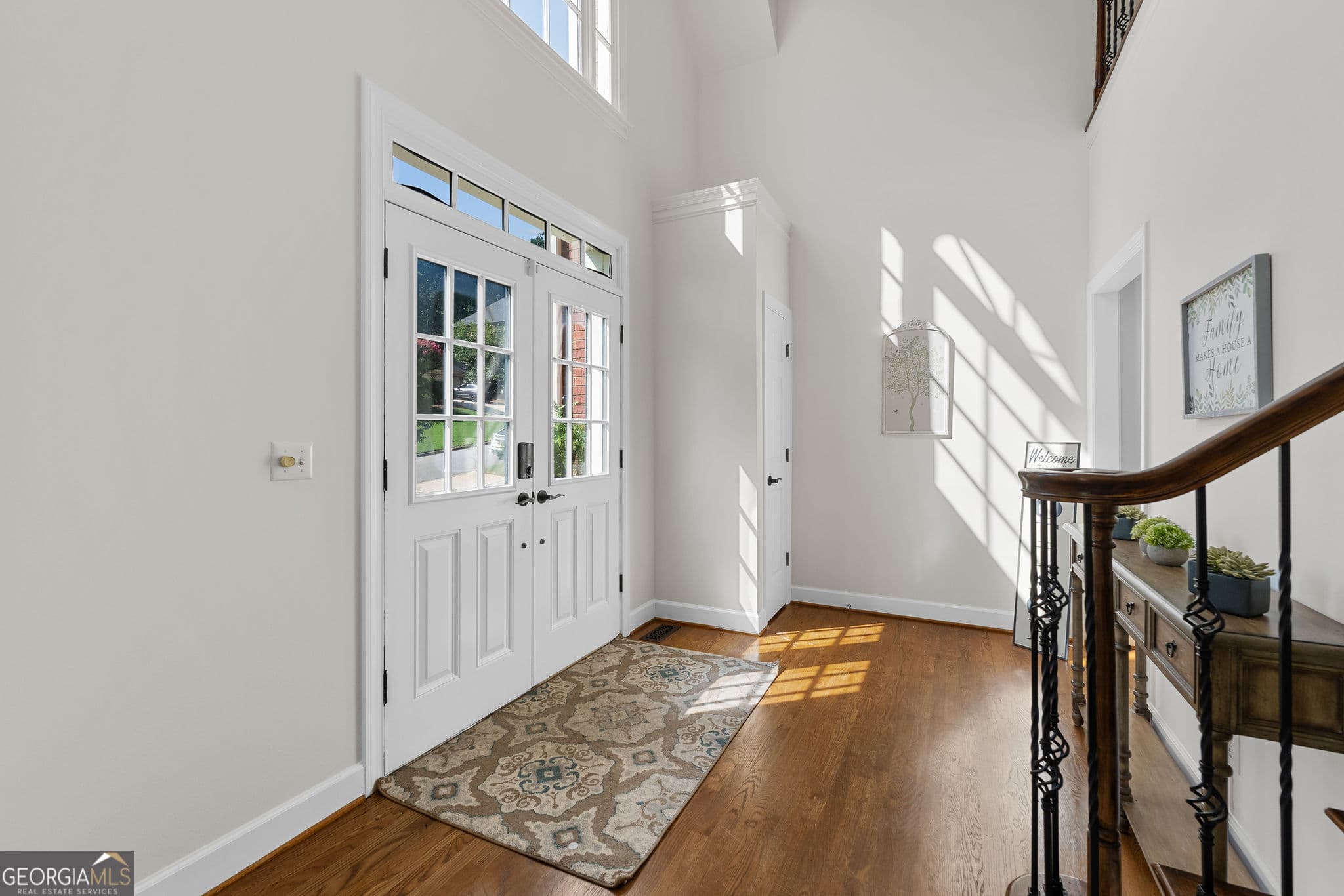 5 bedroom, 4.5 bathroom single family residence for sale at 10245 Groomsbridge Road, Johns Creek, GA 30022 — photo 7