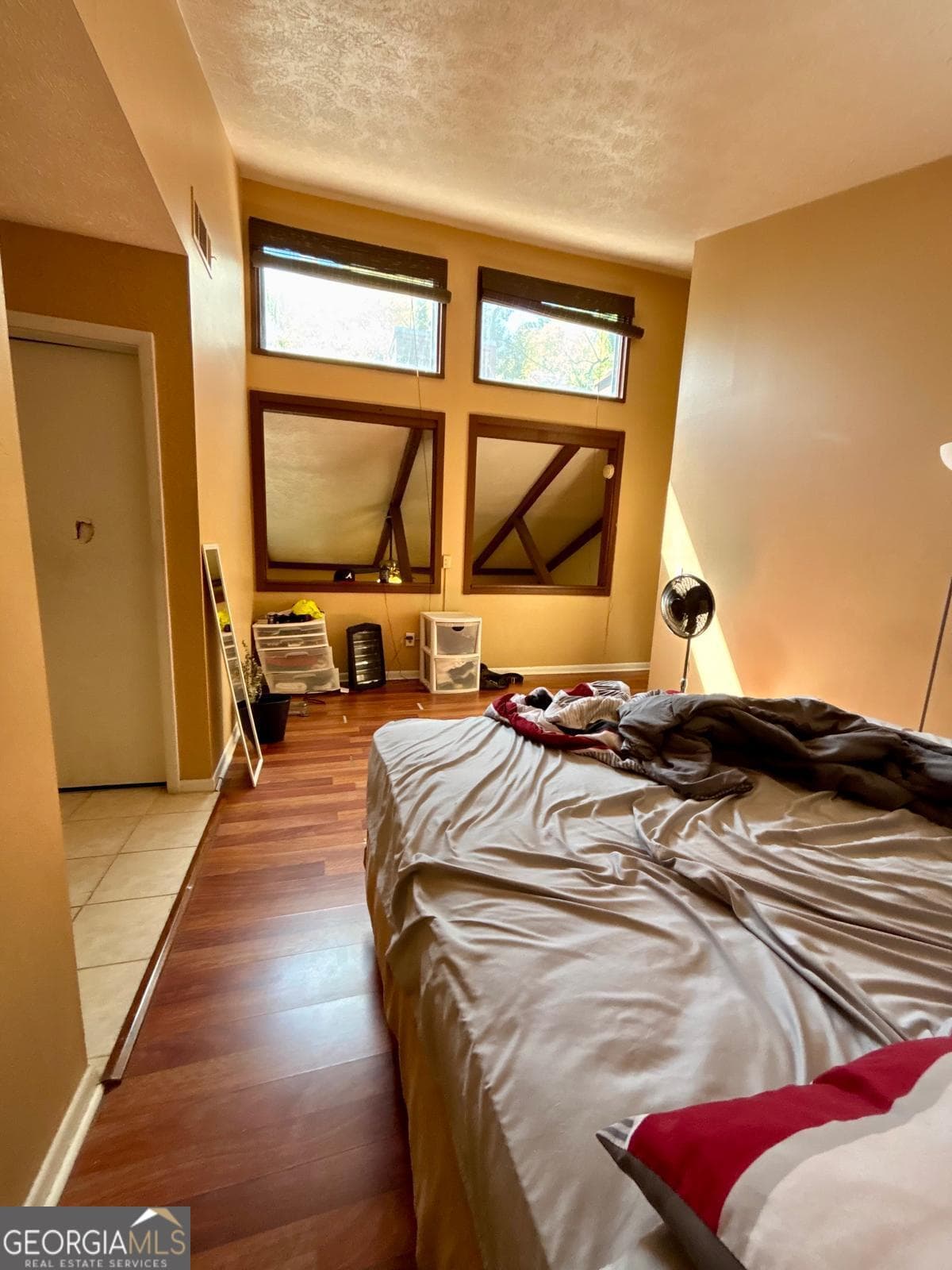 1 bedroom, 1.5 bathroom, 1,008 sq ft condominium for sale at 3506 Sleeping Fawn Knolls, Decatur, GA 30034 — photo 2