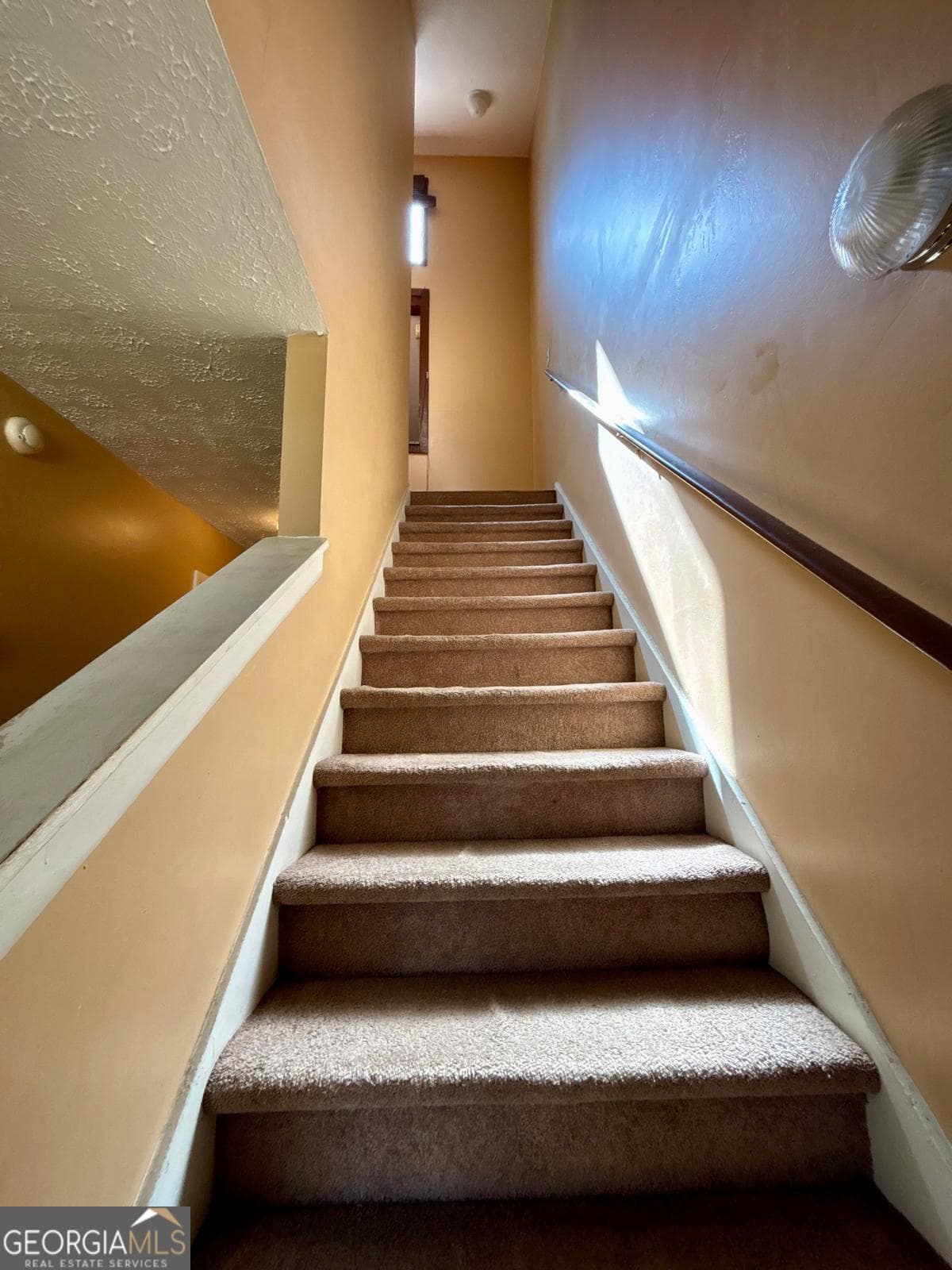 1 bedroom, 1.5 bathroom, 1,008 sq ft condominium for sale at 3506 Sleeping Fawn Knolls, Decatur, GA 30034 — photo 6
