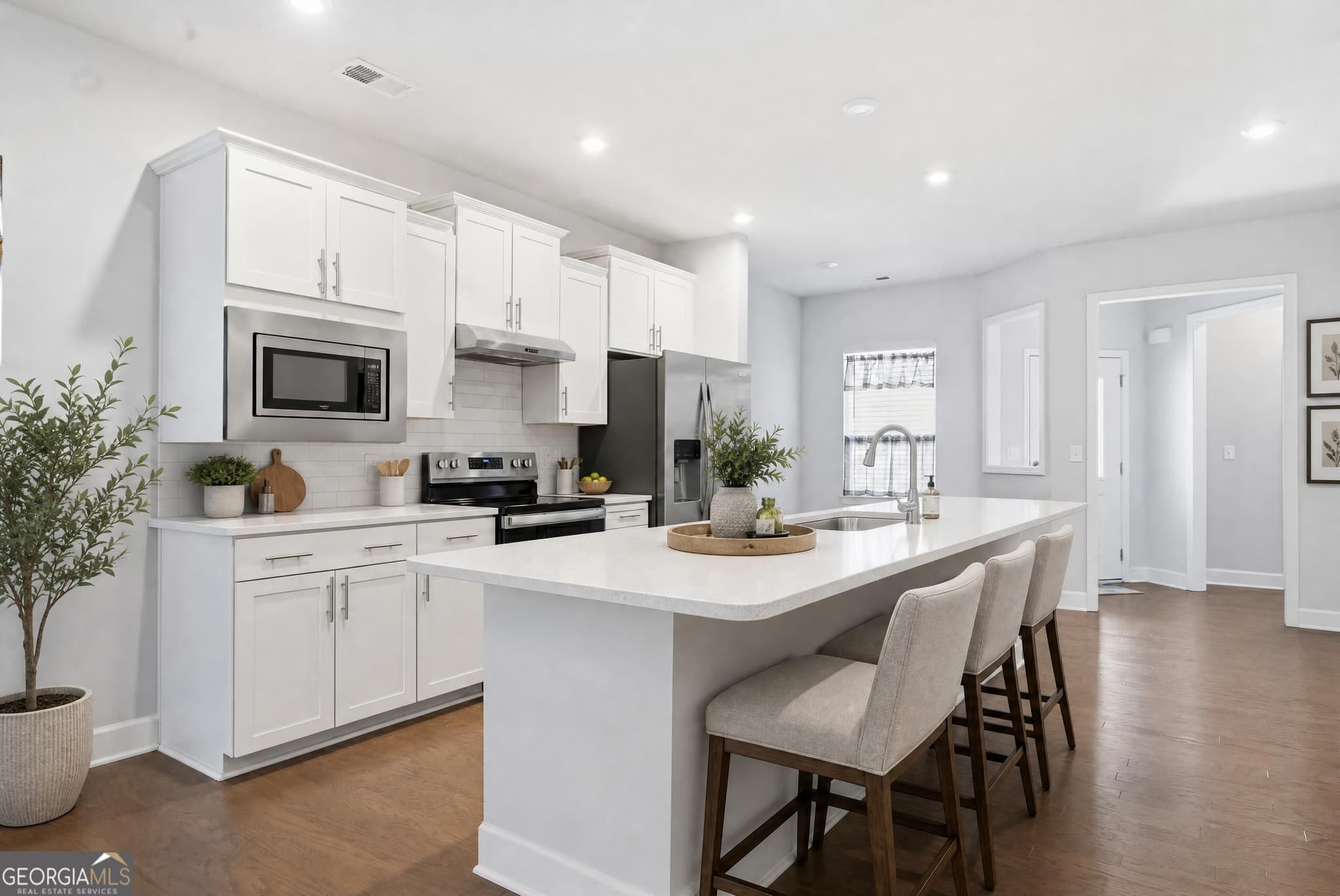 2 bedroom, 2 bathroom, 1,498 sq ft single family residence for sale at 1011 Chickasaw Chief Place, Greensboro, GA 30642 — photo 5