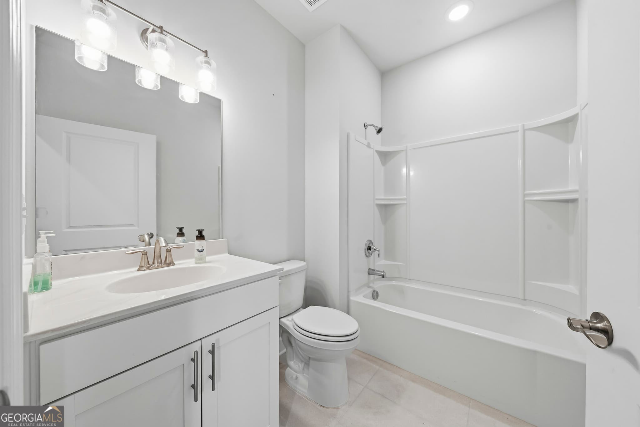 2 bedroom, 2 bathroom, 1,498 sq ft single family residence for sale at 1011 Chickasaw Chief Place, Greensboro, GA 30642 — photo 9