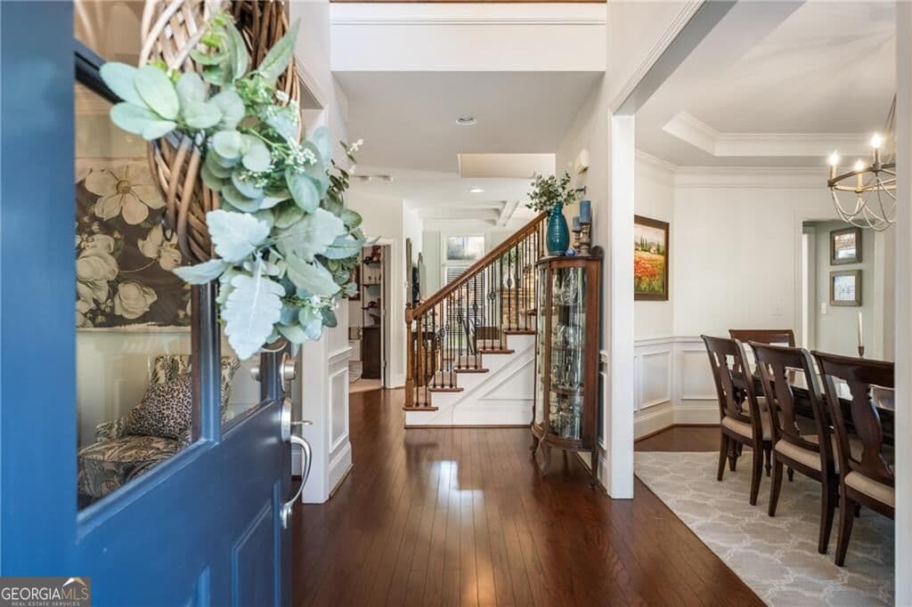 5 bedroom, 3 bathroom, 3,175 sq ft single family residence for sale at 3875 Wakefield Hall Square, Smyrna, GA 30080 — photo 6