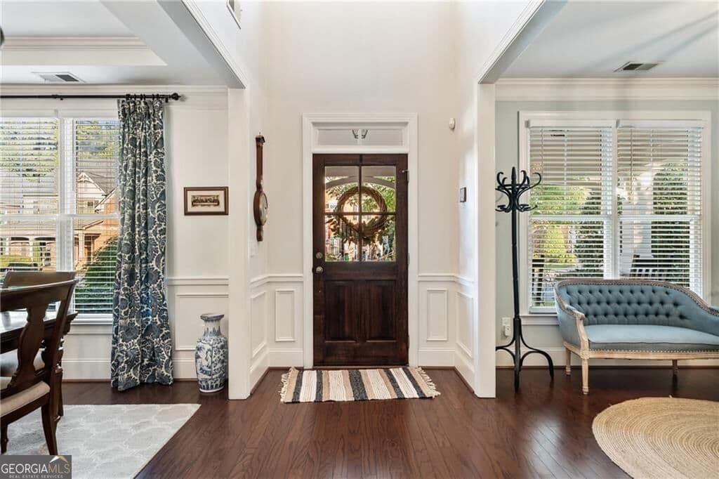 5 bedroom, 3 bathroom, 3,175 sq ft single family residence for sale at 3875 Wakefield Hall Square, Smyrna, GA 30080 — photo 7