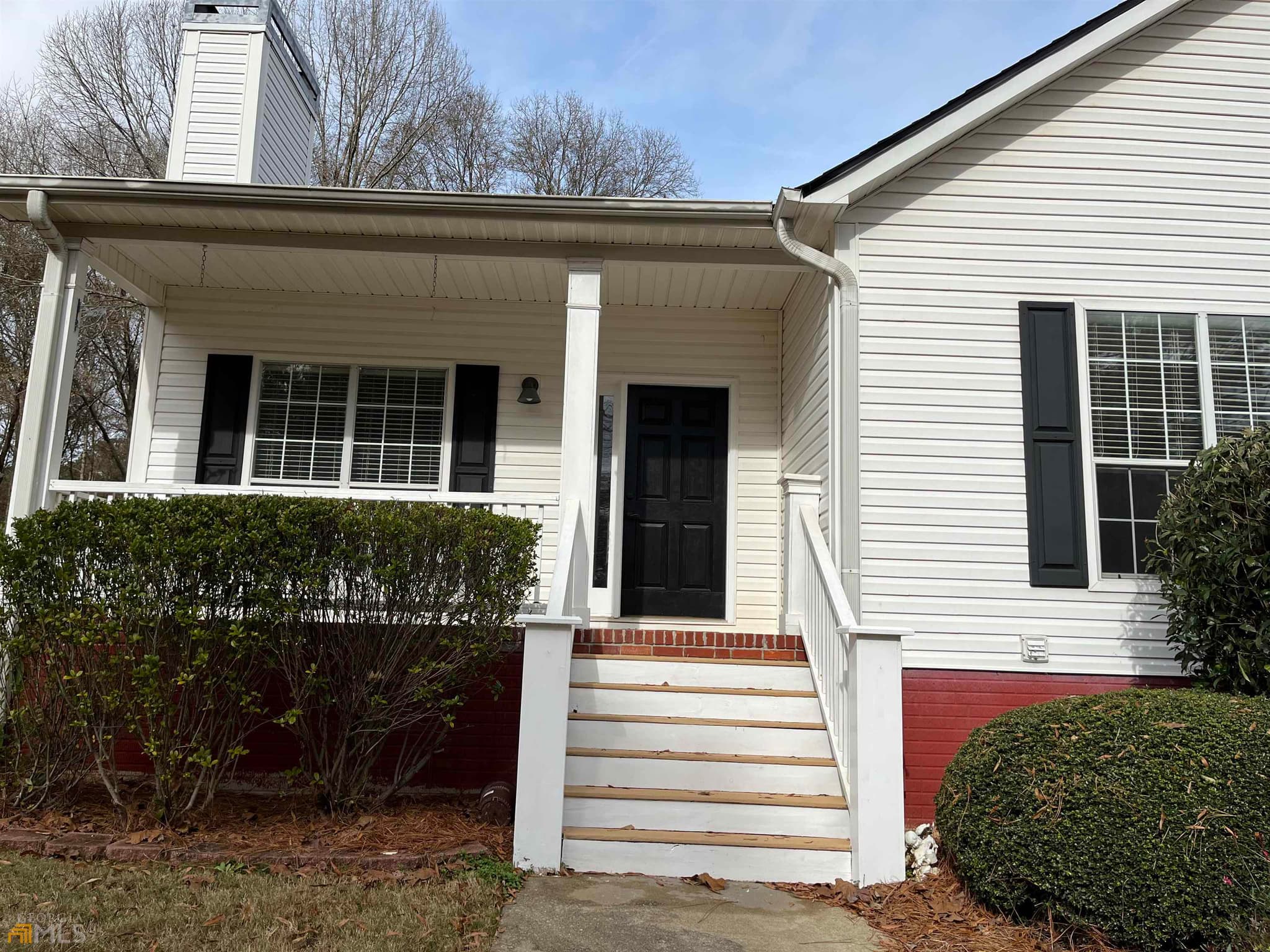 4 bedroom, 3 bathroom, 2,201 sq ft single family residence for rent at 214 Piedmont Drive, Senoia, GA 30276 for $2,600 a month — photo 3