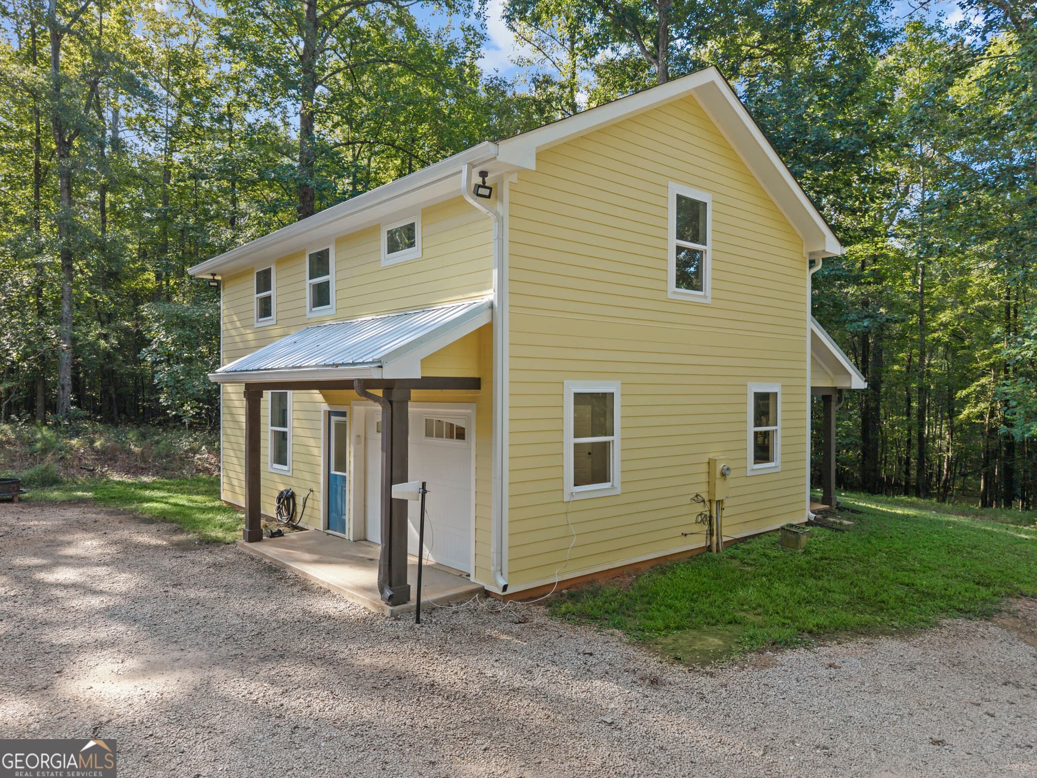 2 bedroom, 2 bathroom, 1,500 sq ft cabin,loft,farm for sale at 1250 Guinn Road, Madison, GA 30650 — photo 2