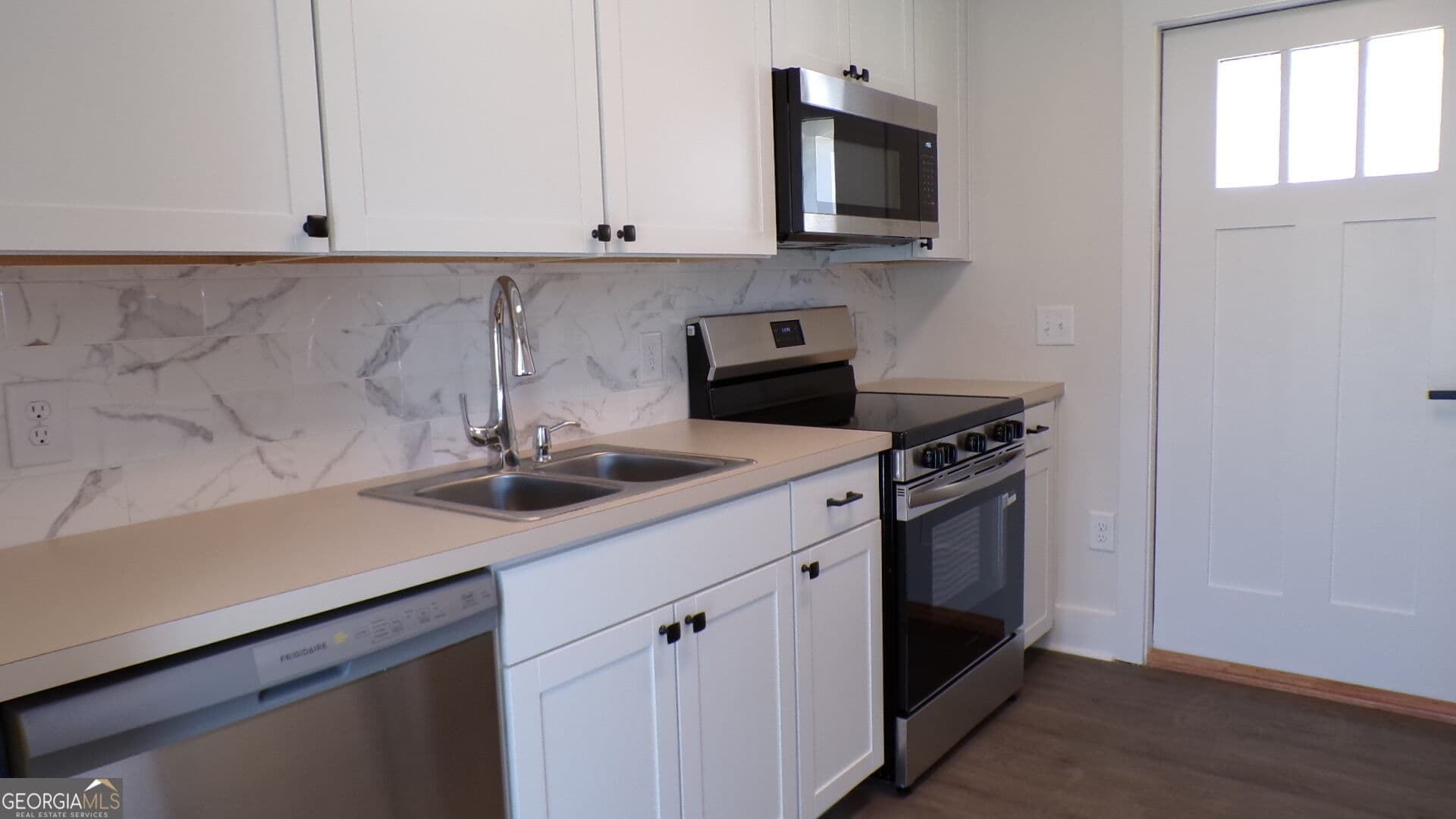 2 bedroom, 1 bathroom, 800 sq ft single family residence for sale at 49 Maynard Street 700G, Winder, GA 30680 — photo 6