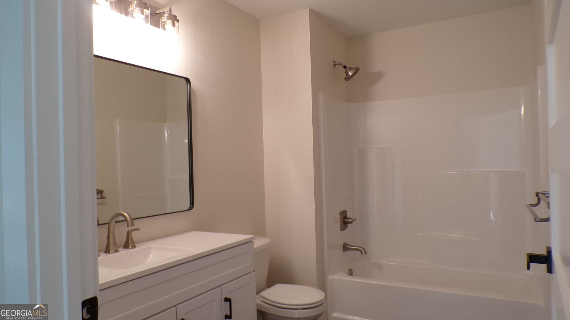 2 bedroom, 1 bathroom, 800 sq ft single family residence for sale at 49 Maynard Street 700G, Winder, GA 30680 — photo 10