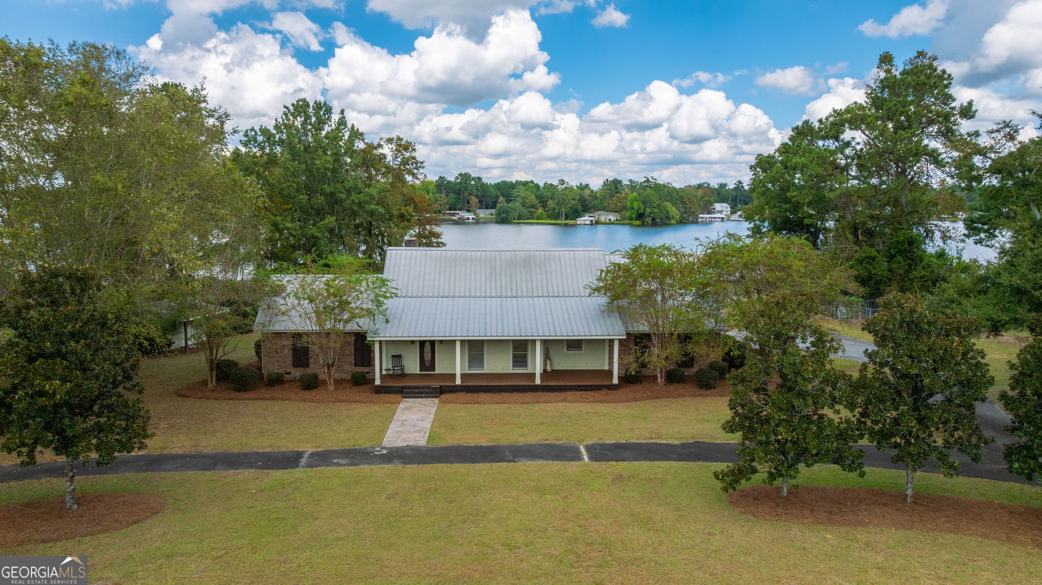 6 bedroom, 5.5 bathroom, 3,877 sq ft single family residence for sale at 150 Cedar Point Circle, Cordele, GA 31015 — photo 8