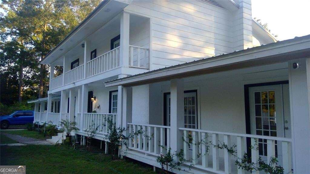 3 bedroom, 2.5 bathroom, 3,344 sq ft single family residence for sale at 1210 King Edward Drive, Dublin, GA 31021 — photo 3