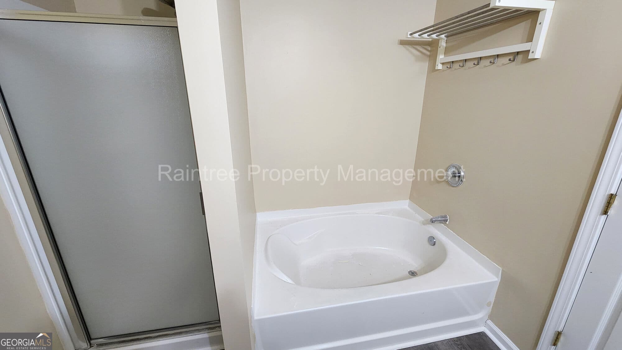 3 bedroom, 2.5 bathroom, 1,602 sq ft townhouse for rent at 3854 Pleasant Oaks Drive, Lawrenceville, GA 30044 for $2,050 a month — photo 10