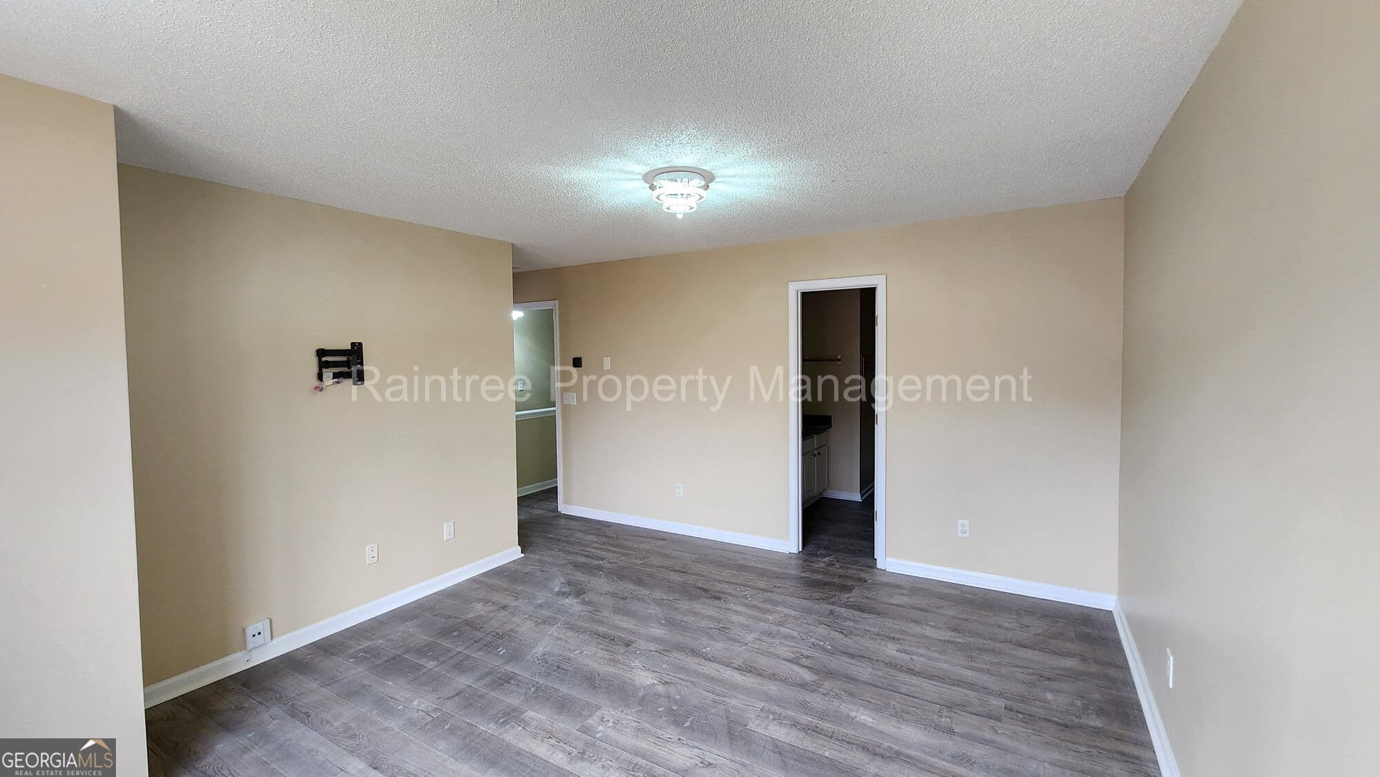 3 bedroom, 2.5 bathroom, 1,602 sq ft townhouse for rent at 3854 Pleasant Oaks Drive, Lawrenceville, GA 30044 for $2,050 a month — photo 8