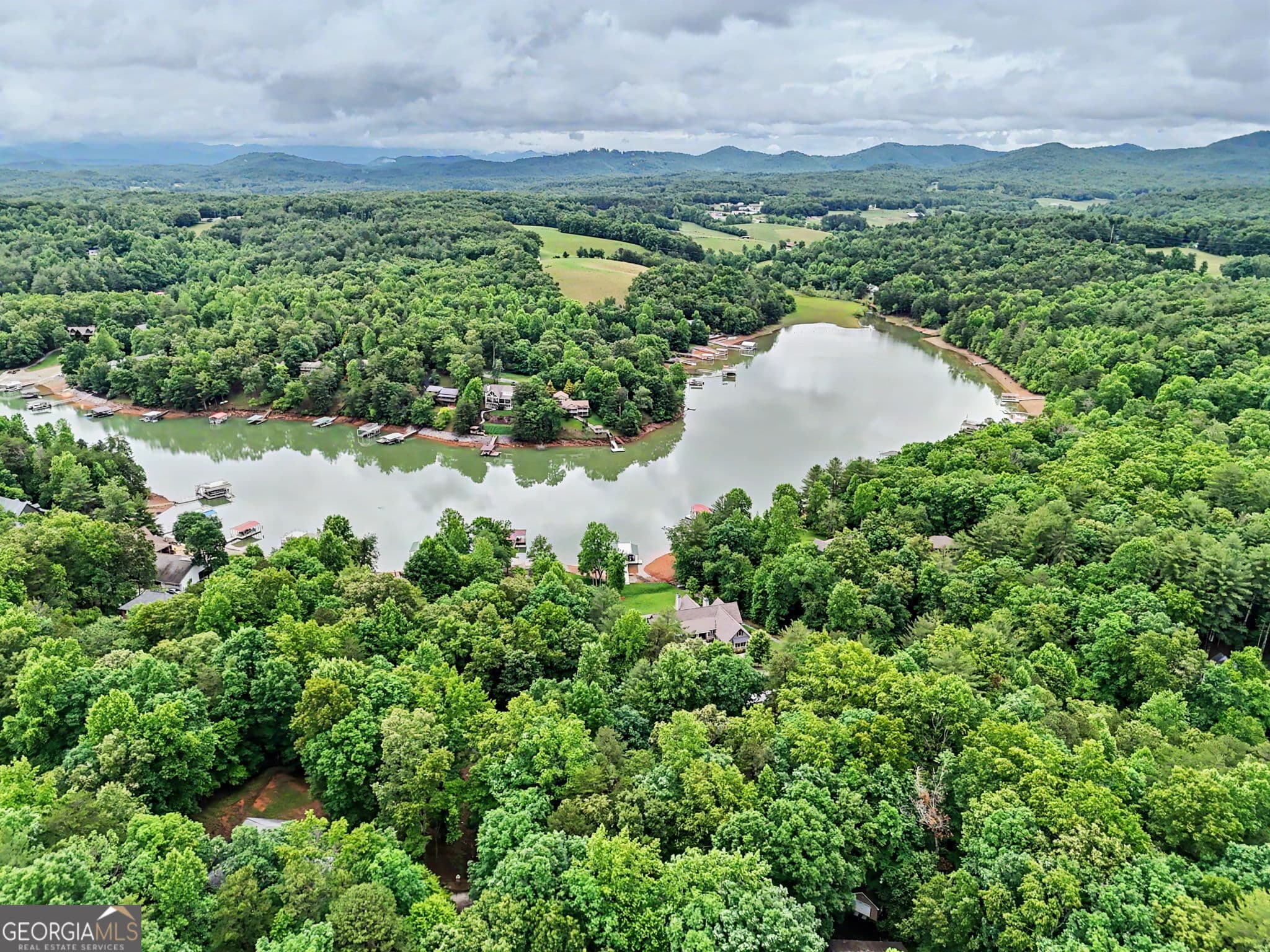 3 bedroom, 3 bathroom, 2,836 sq ft single family residence for sale at 15 Dale Drive, Blairsville, GA 30512 — photo 8