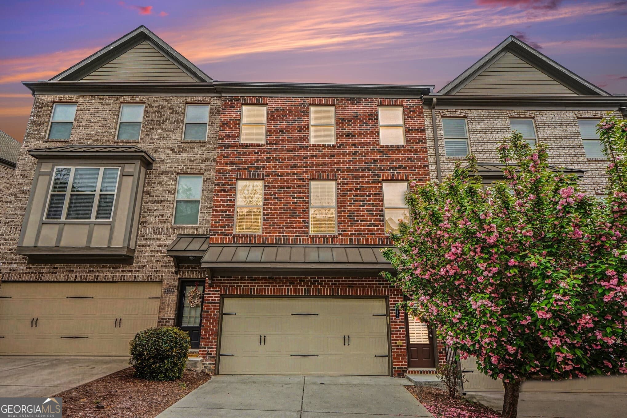 4 bedroom, 3.5 bathroom, 2,438 sq ft townhouse sold at 1158 Laurel Valley Court, Buford, GA 30519