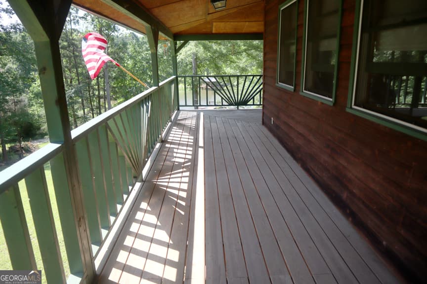 4 bedroom, 2 bathroom, 2,128 sq ft cabin,single family residence for sale at 671/673 Pine Lake Drive, Sparta, GA 31087 — photo 7