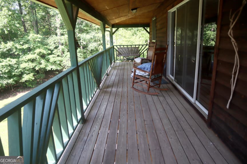 4 bedroom, 2 bathroom, 2,128 sq ft cabin,single family residence for sale at 671/673 Pine Lake Drive, Sparta, GA 31087 — photo 8
