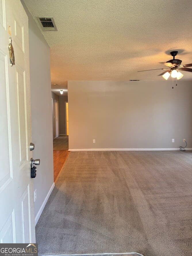 3 bedroom, 2 bathroom, 1,302 sq ft single family residence for rent at 137 Royal Circle, Kingsland, GA 31548 for $1,750 a month — photo 2