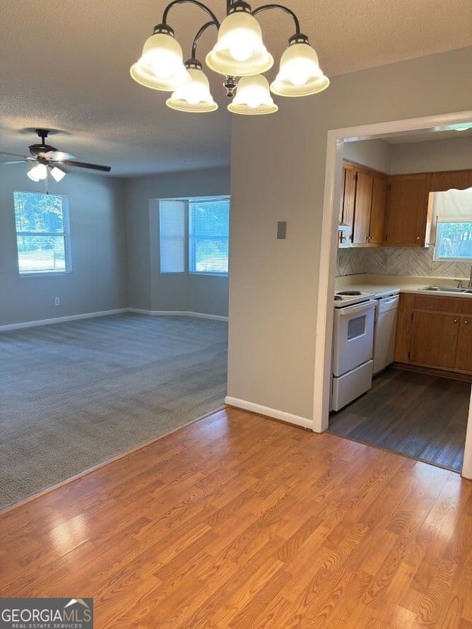 3 bedroom, 2 bathroom, 1,302 sq ft single family residence for rent at 137 Royal Circle, Kingsland, GA 31548 for $1,750 a month — photo 6