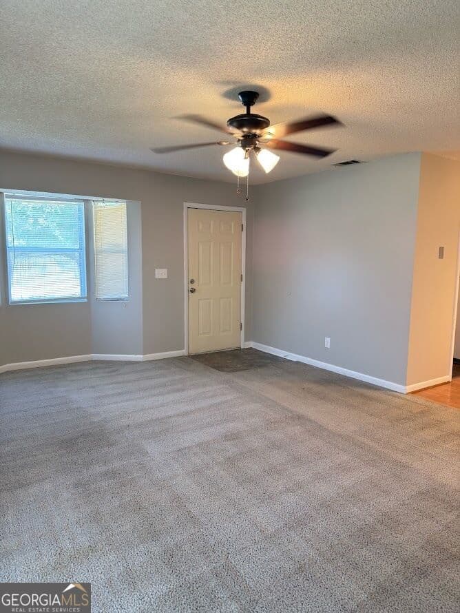 3 bedroom, 2 bathroom, 1,302 sq ft single family residence for rent at 137 Royal Circle, Kingsland, GA 31548 for $1,750 a month — photo 4