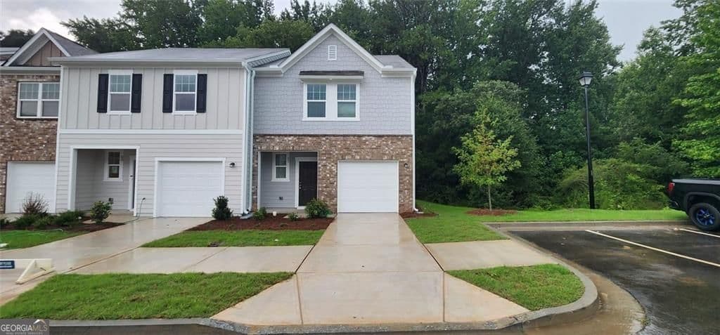 3 bedroom, 2.5 bathroom, 1,440 sq ft townhouse for rent at 51 Inglenton Drive, Winder, GA 30680 for $2,100 a month — photo 1 of 1
