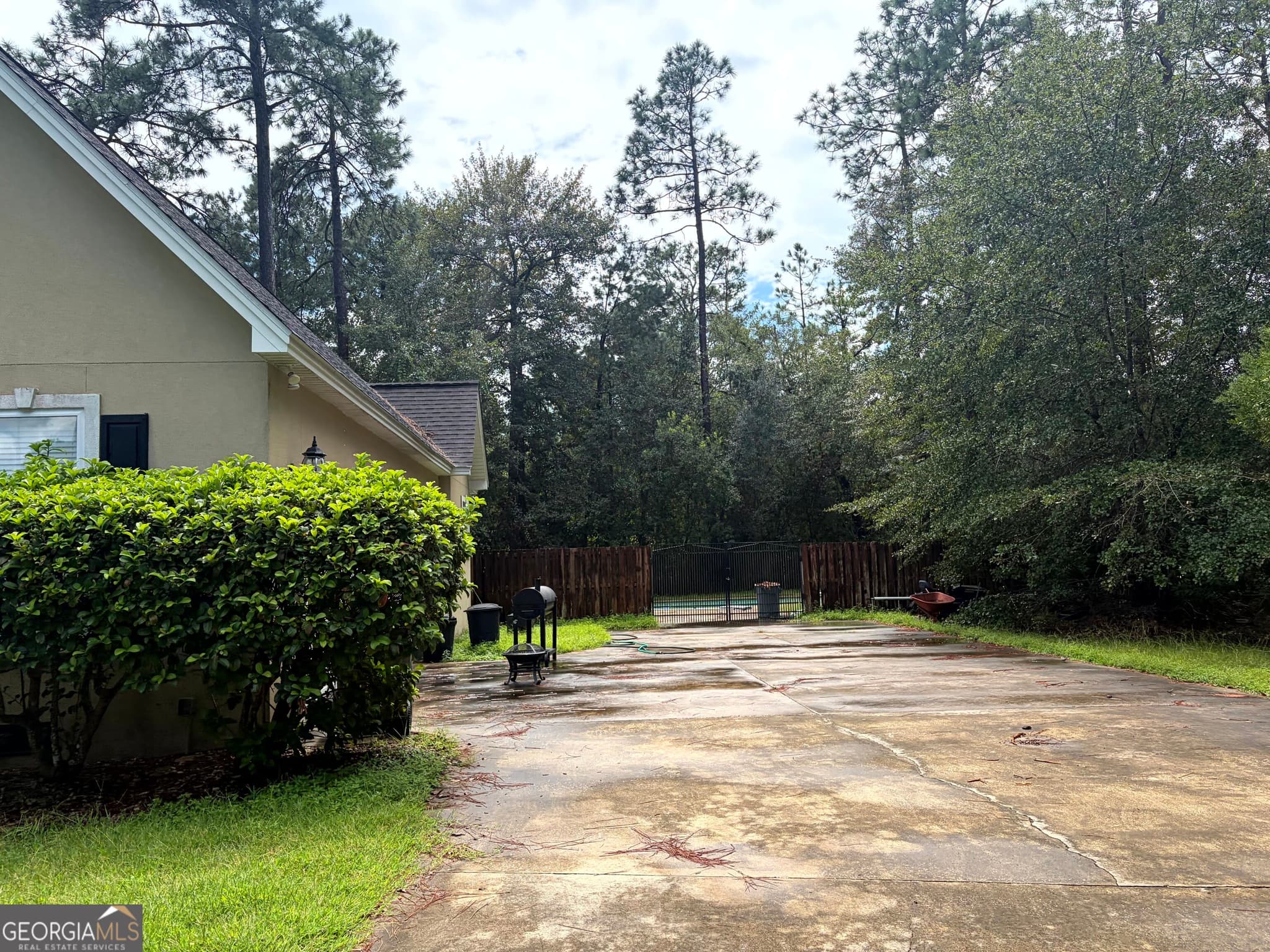 4 bedroom, 3.5 bathroom, 3,199 sq ft single family residence for sale at 134 Foxcreek Estate Drive, Brunswick, GA 31523 — photo 6