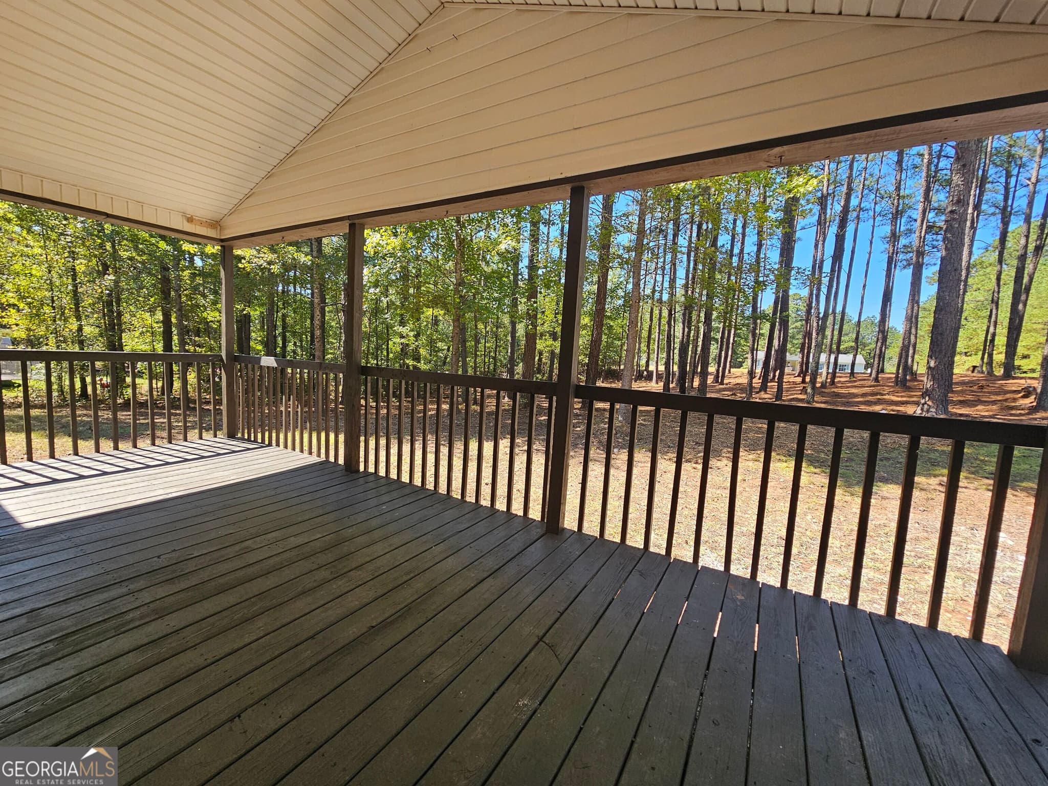 4 bedroom, 2 bathroom, 2,356 sq ft manufactured home,single family residence for sale at 426 Quail Drive, Greenville, GA 30222 — photo 4